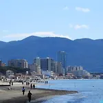Tinatoni